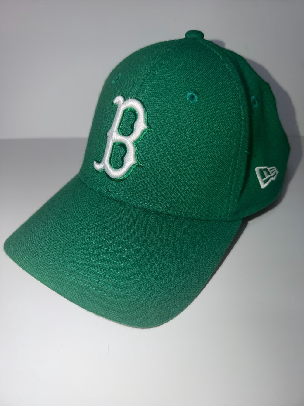 New Era Dark Green Boston Red Sox Baseball Cap with White ‘B’ Logo